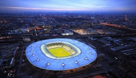 Champions League, l'Uefa sposta la finale da San Pietroburgo a Parigi